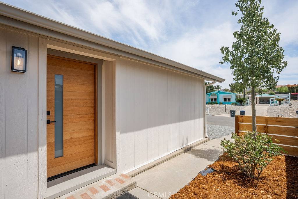 Wildomar, CA 92595,33991 Green Bean LN
