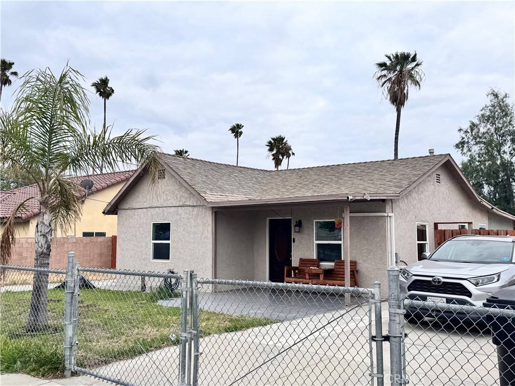 Fontana, CA 92336,16473 Harvey DR