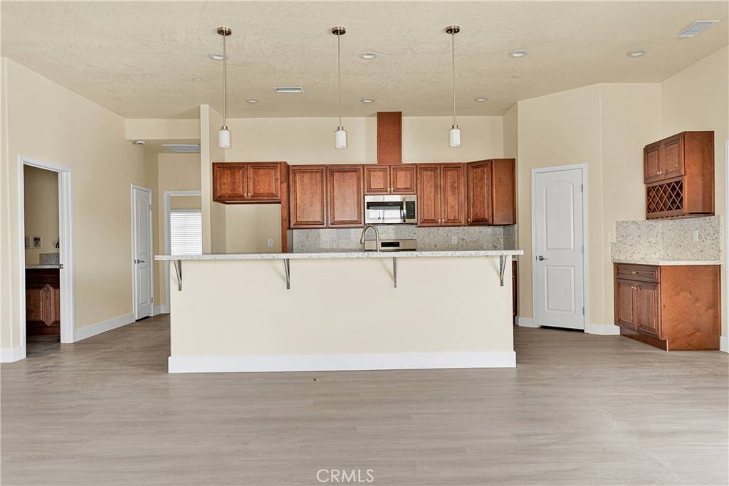 Helendale, CA 92342,13851 Topmast DR