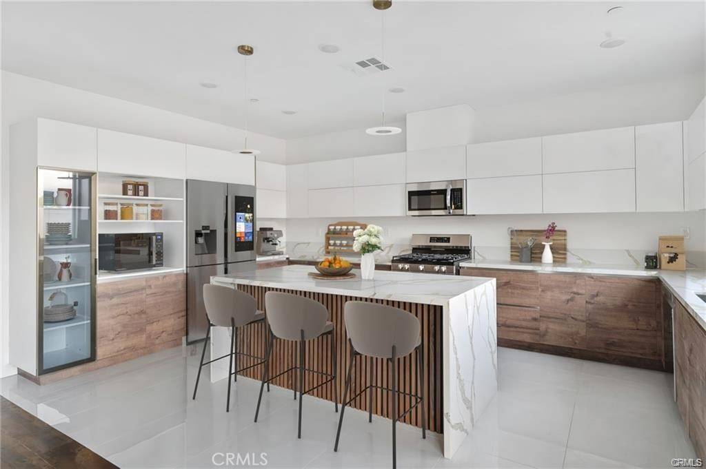 14432 Buvan CT Moreno Valley, CA 92555