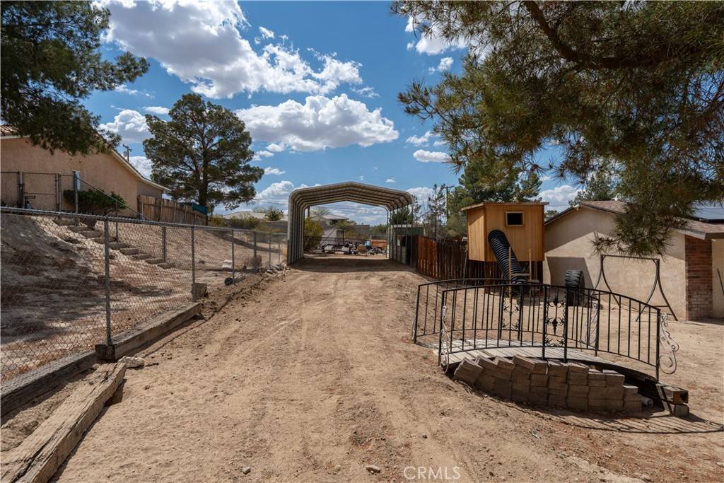 Apple Valley, CA 92307,18608 Cocqui RD