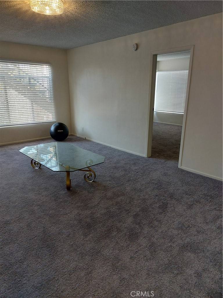 Los Angeles, CA 90019,1891 BUCKINGHAM RD #1
