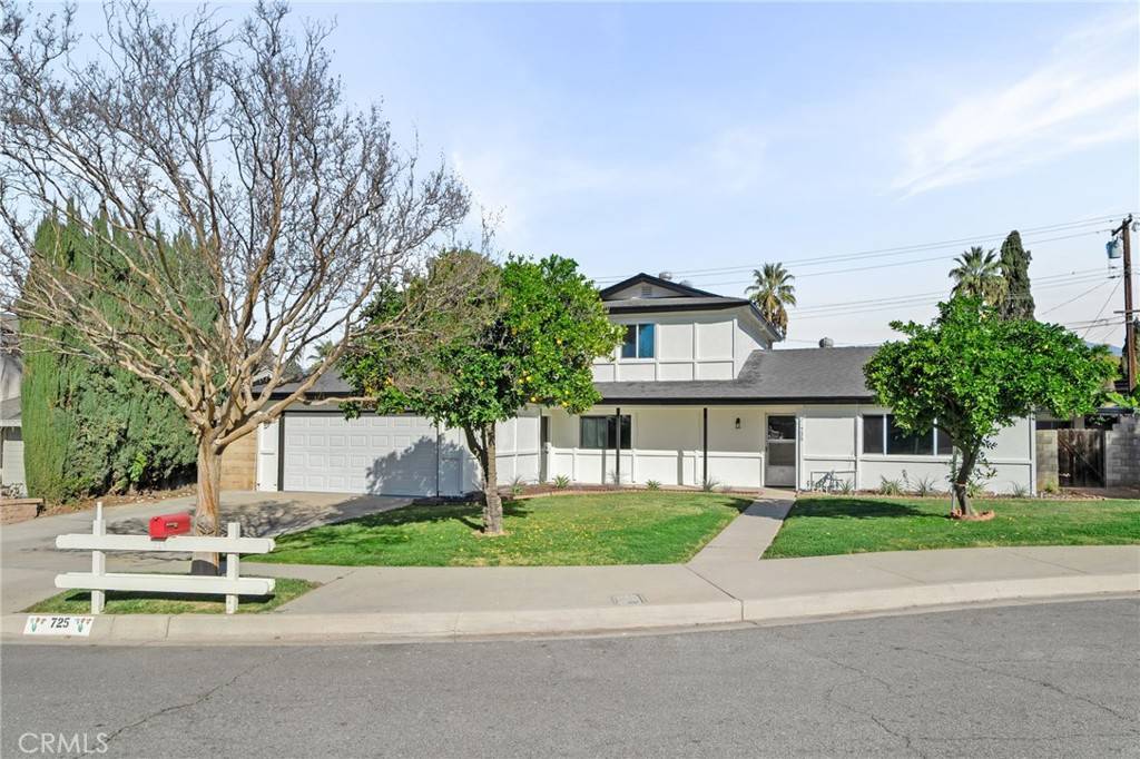 Redlands, CA 92373,725 Robinhood LN