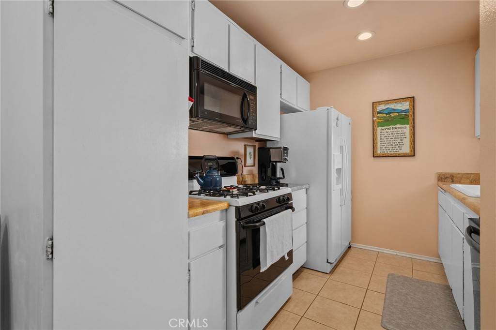 Rancho Cucamonga, CA 91701,8990 19th ST #360