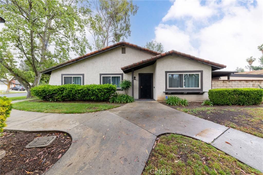 Riverside, CA 92504,2760 Monroe ST