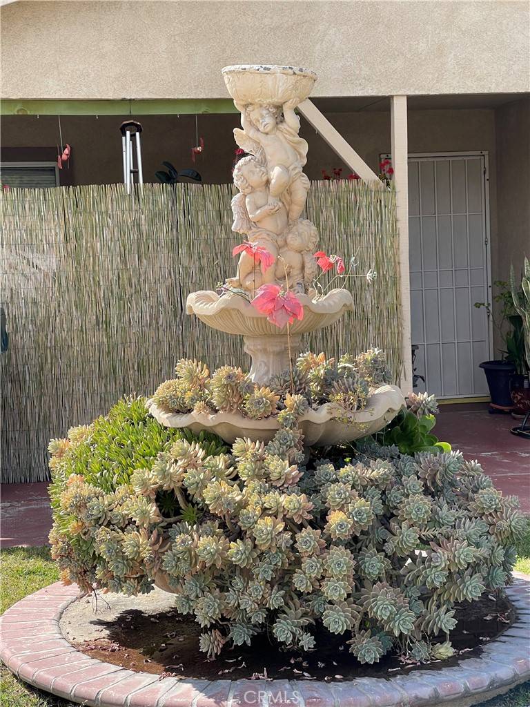 Redlands, CA 92374,1125 6th ST