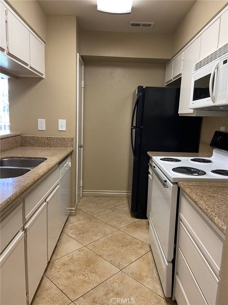 Rancho Cucamonga, CA 91737,10655 Lemon AVE #1806