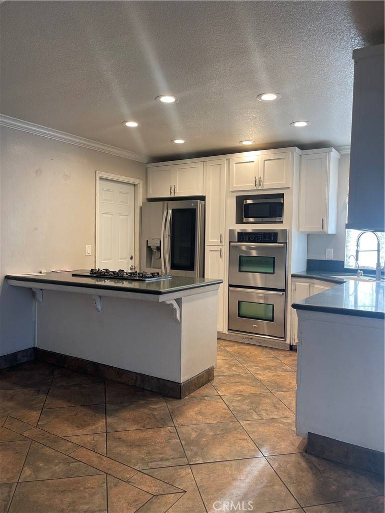 Hemet, CA 92544,26380 Erwin CT