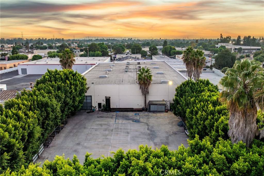 Bell Gardens, CA 90201,6760 Foster Bridge BLVD