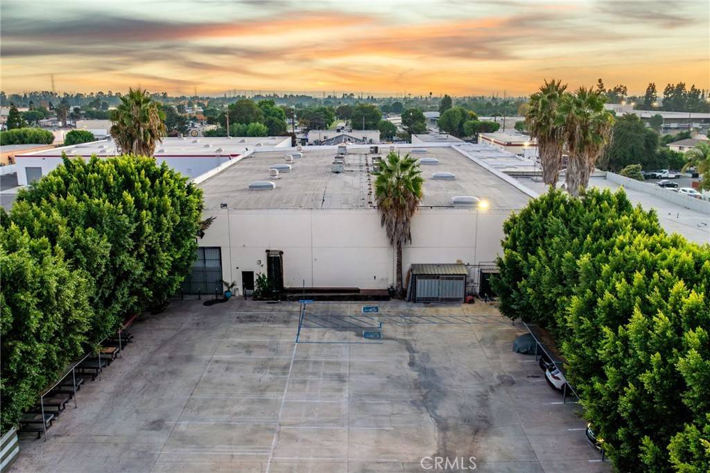 Bell Gardens, CA 90201,6760 Foster Bridge BLVD