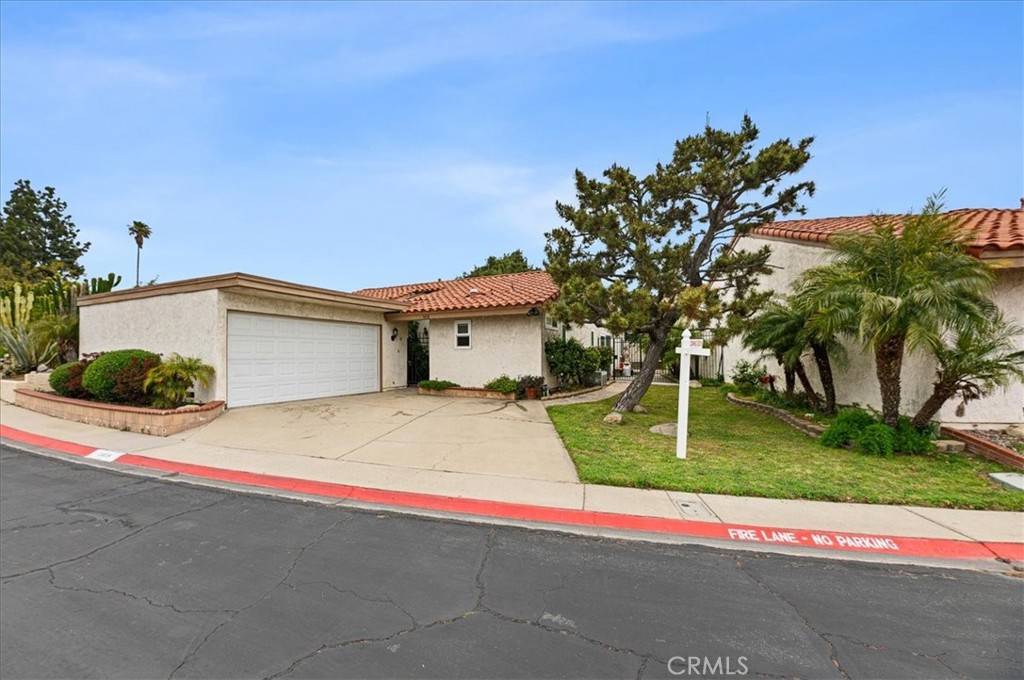Upland, CA 91786,1418 Lemonwood DR W