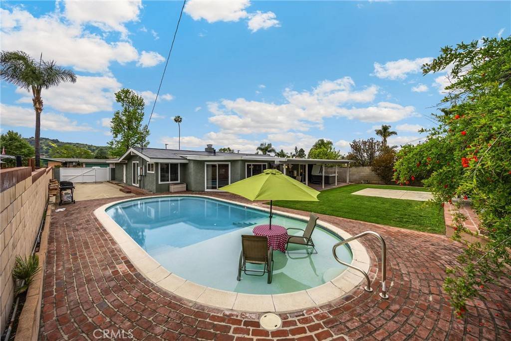Glendora, CA 91741,1005 E Woodland LN