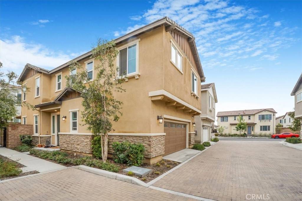Fontana, CA 92336,16204 Lozano ST #7
