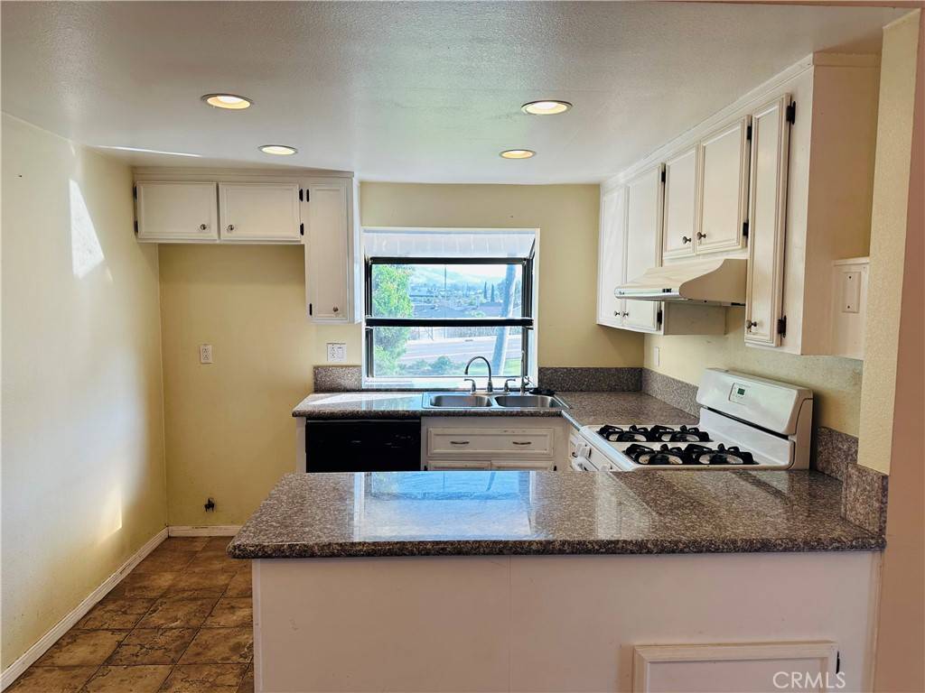 West Covina, CA 91792,3627 Cottonwood CIR