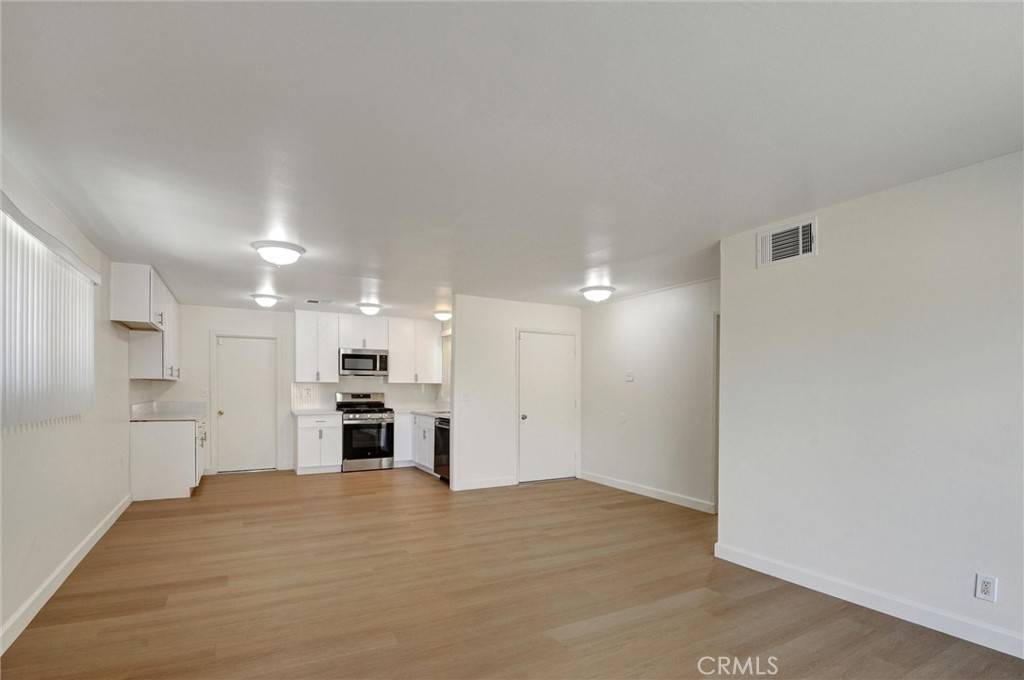 Pomona, CA 91767,2197 Larchmont St