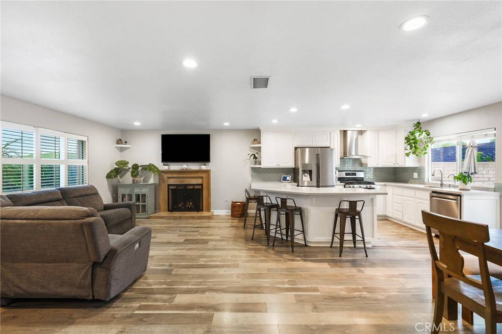 Pomona, CA 91766,1274 Maple View DR