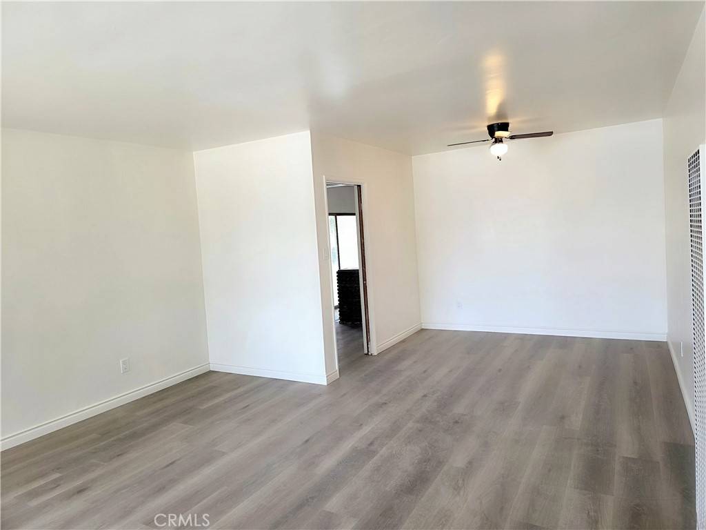 Fontana, CA 92336,17472 Paine ST