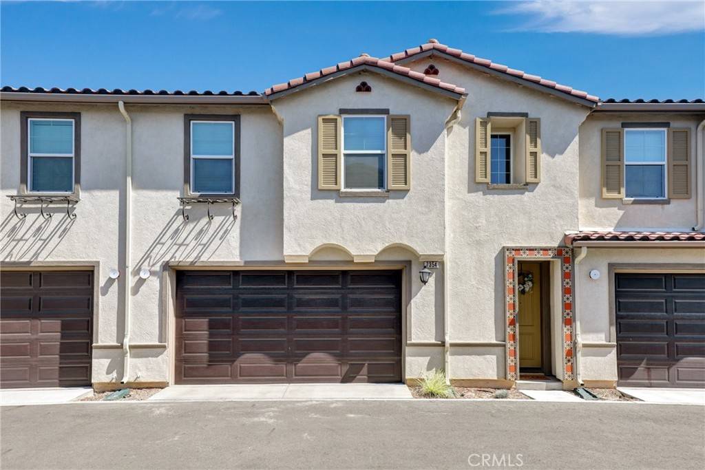 Chino, CA 91708,7354 Freesia LN