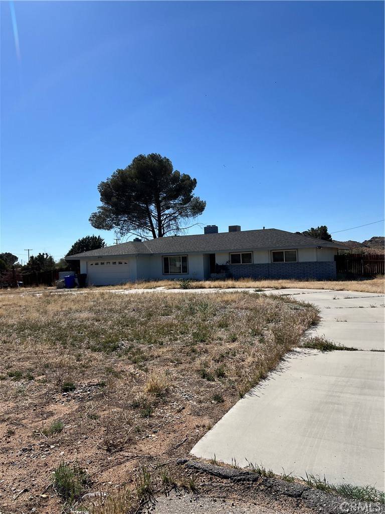 Apple Valley, CA 92307,14376 Flathead RD
