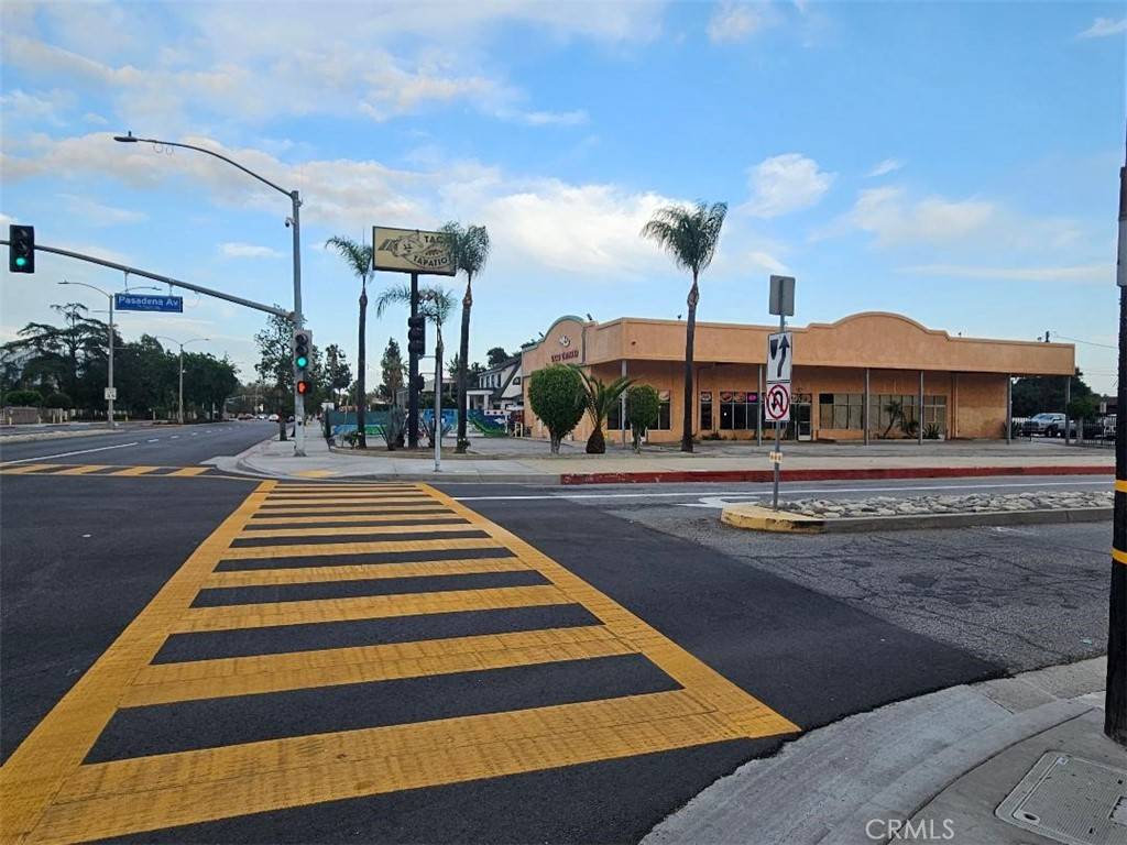 Azusa, CA 91702,502 E Foothill BLVD