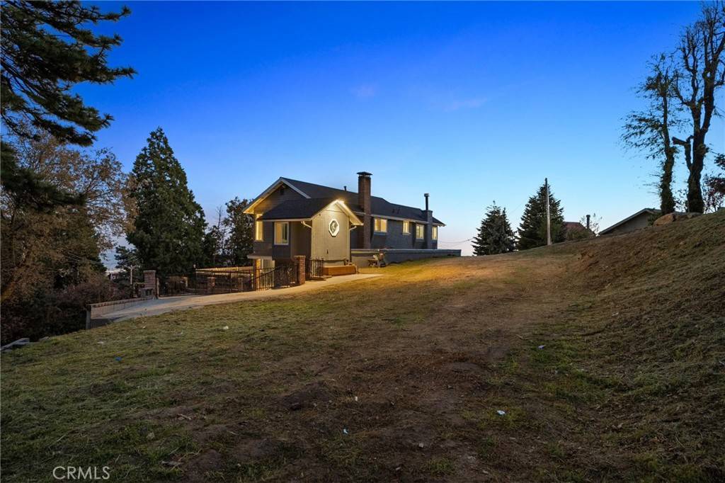 Crestline, CA 92325,0 Summit DR