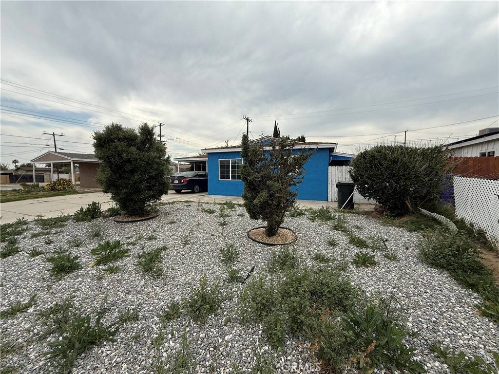 Rialto, CA 92376,106 N Encina AVE