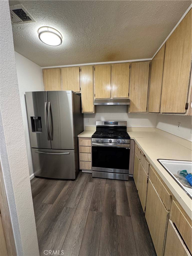 Ontario, CA 91762,1208 S Cypress AVE #D