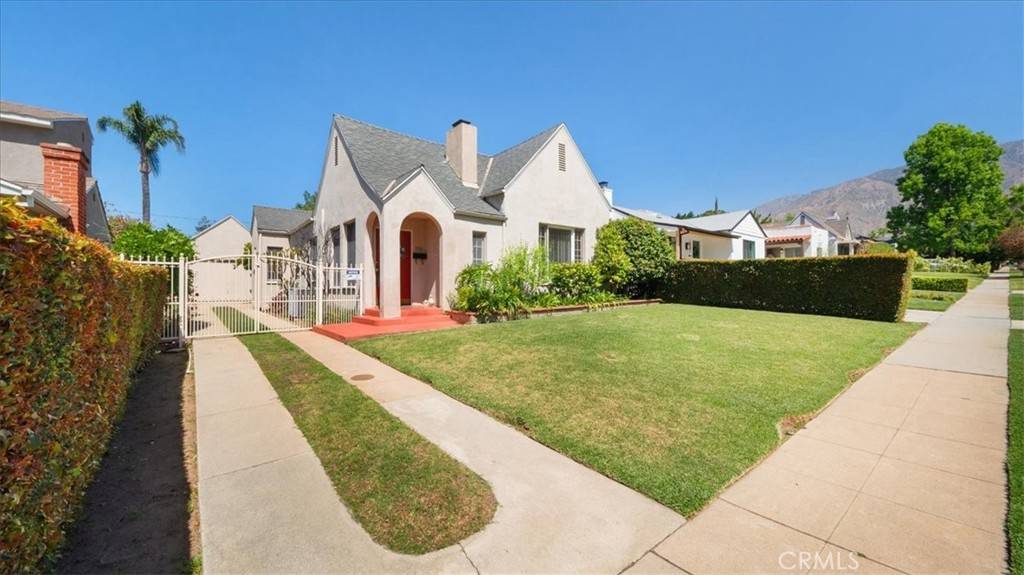 Pasadena, CA 91104,1511 Coolidge AVE