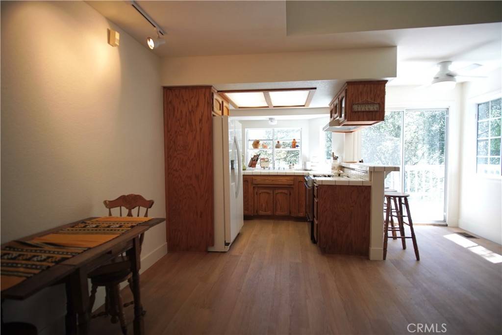 Crestline, CA 92325,319 Dorn DR