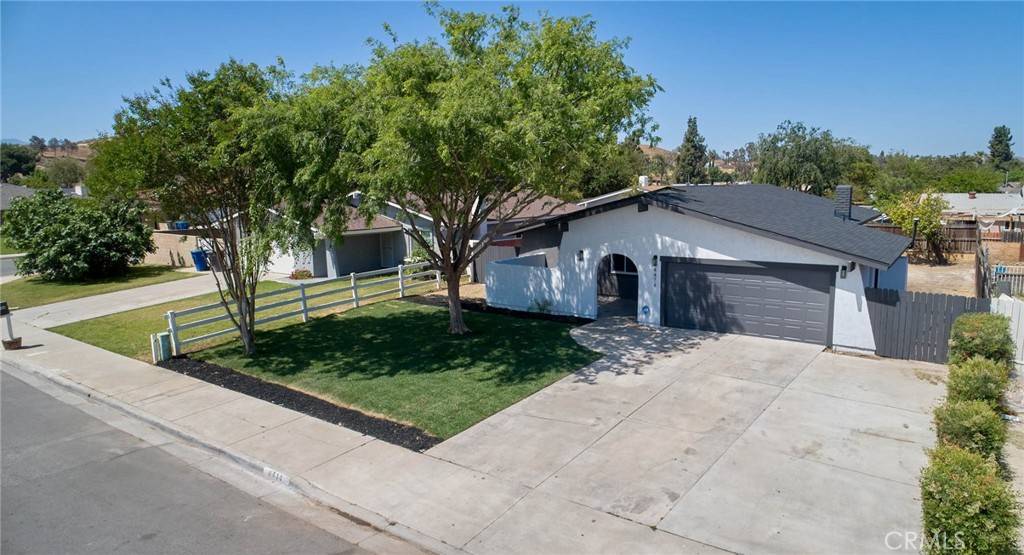 Riverside, CA 92503,4474 Bartel DR