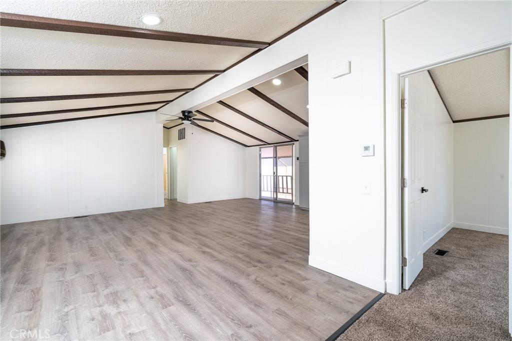 Victorville, CA 92392,14000 El Evado RD #19