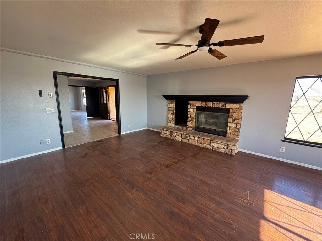Apple Valley, CA 92308,23120 Chia RD