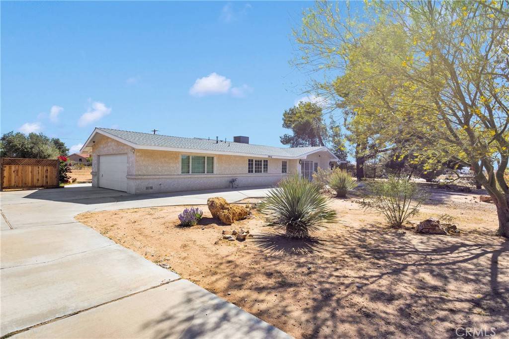 Apple Valley, CA 92307,19846 Serrano RD
