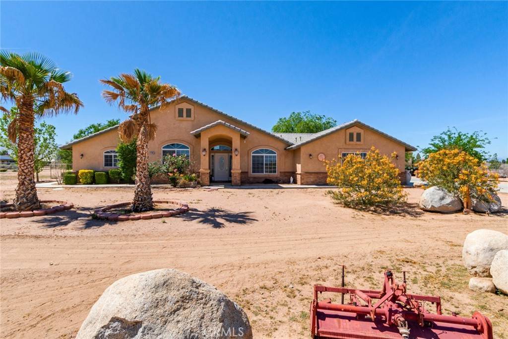 Apple Valley, CA 92307,23465 Cherokee RD