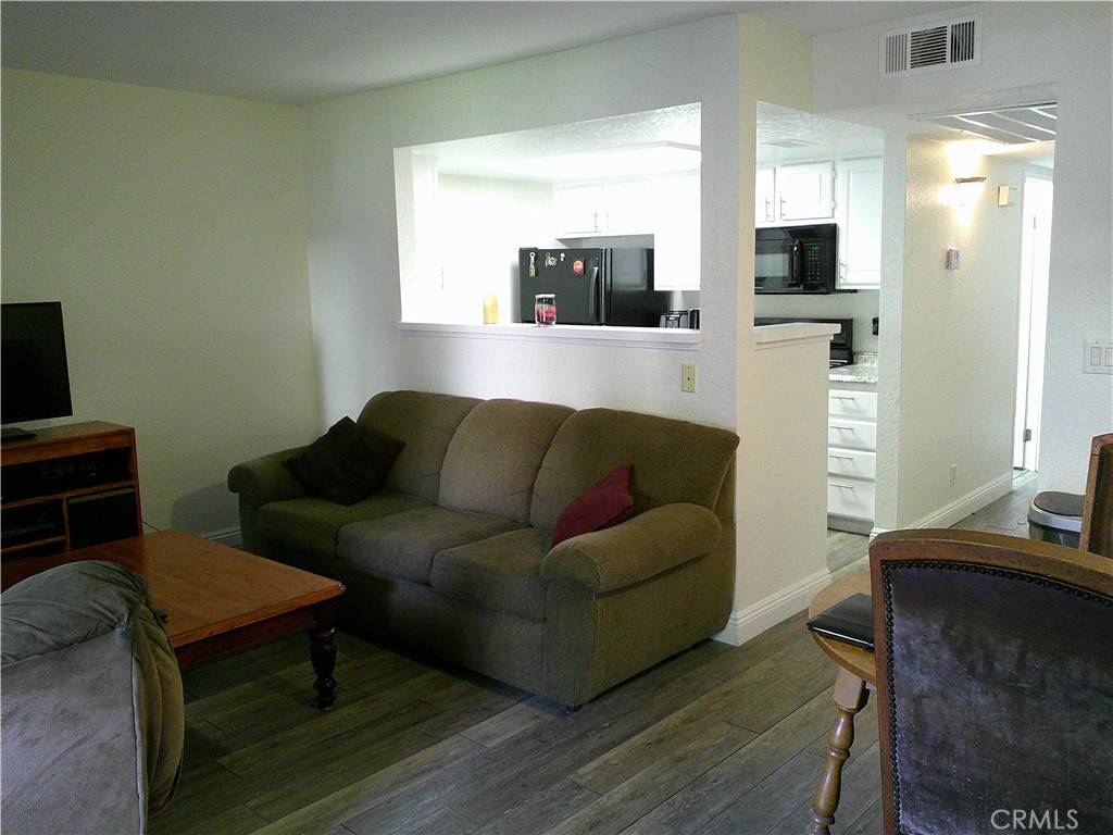Rancho Cucamonga, CA 91730,10151 Arrow #33