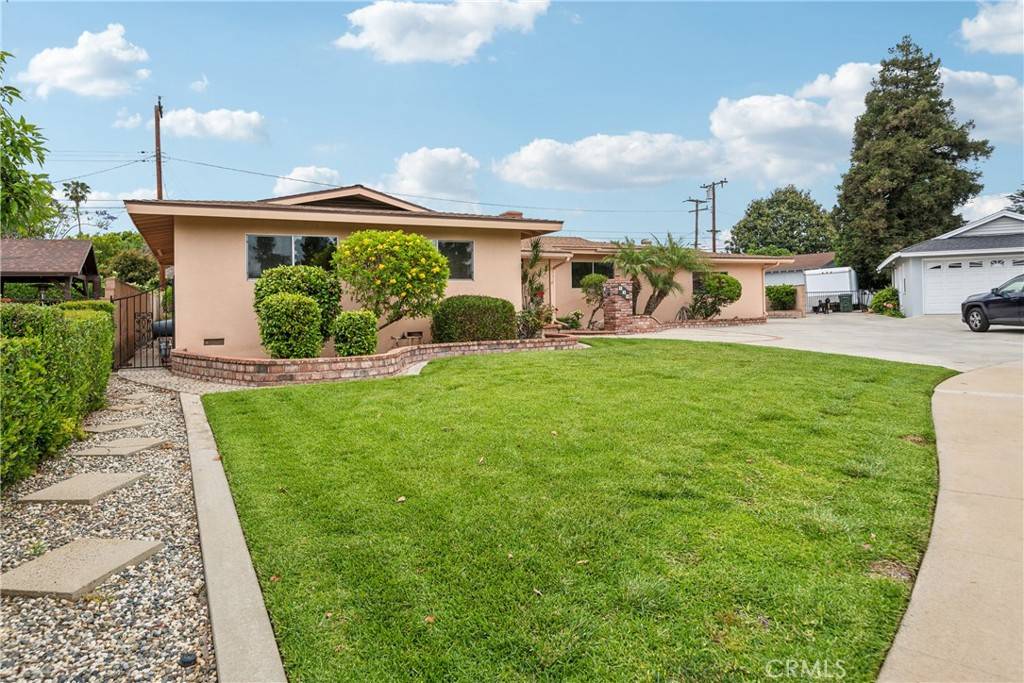 Covina, CA 91722,719 W Adams Park DR