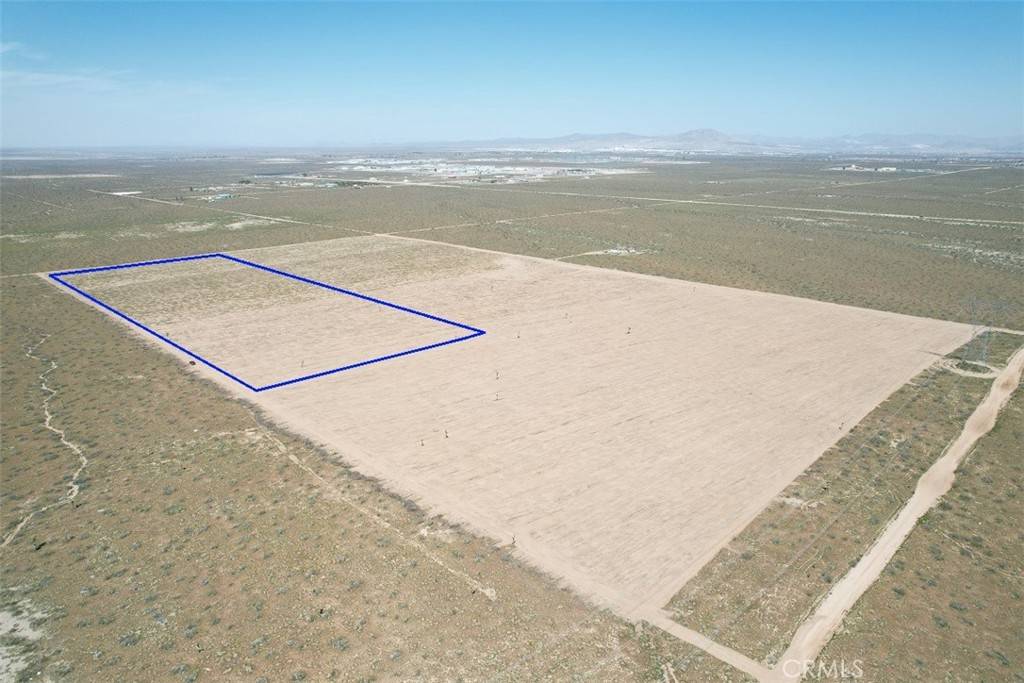 Adelanto, CA 92301,6 Mojave Dr.
