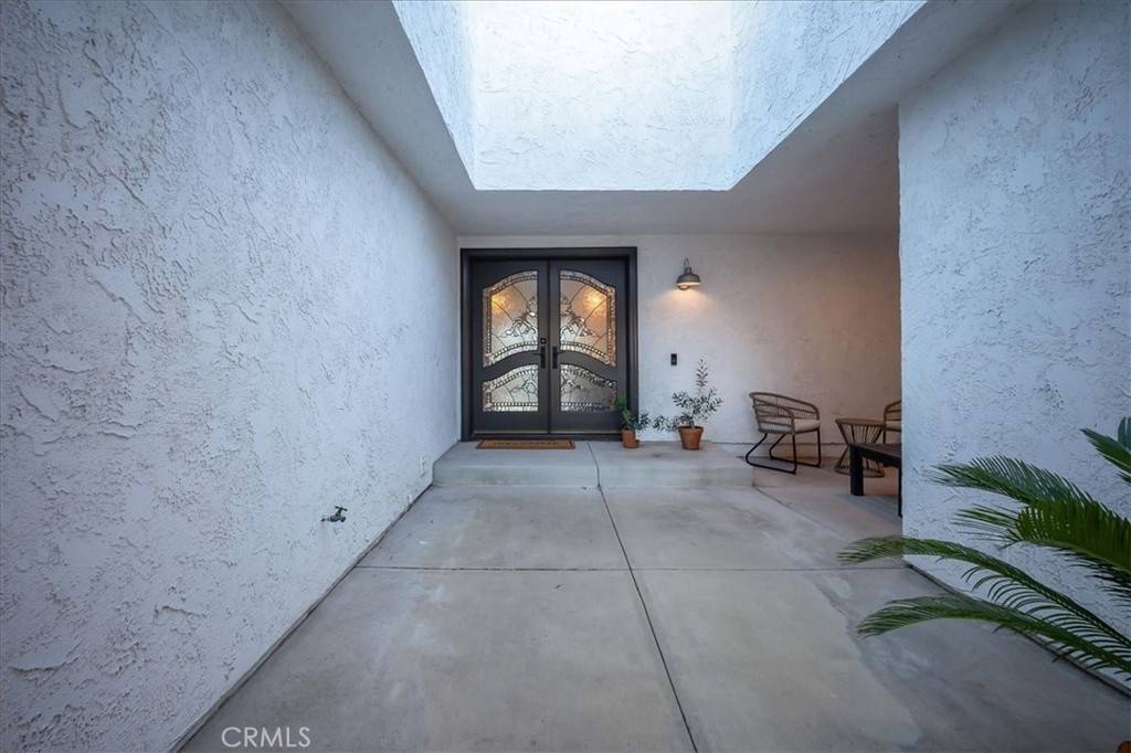 Upland, CA 91784,2071 N Redding WAY