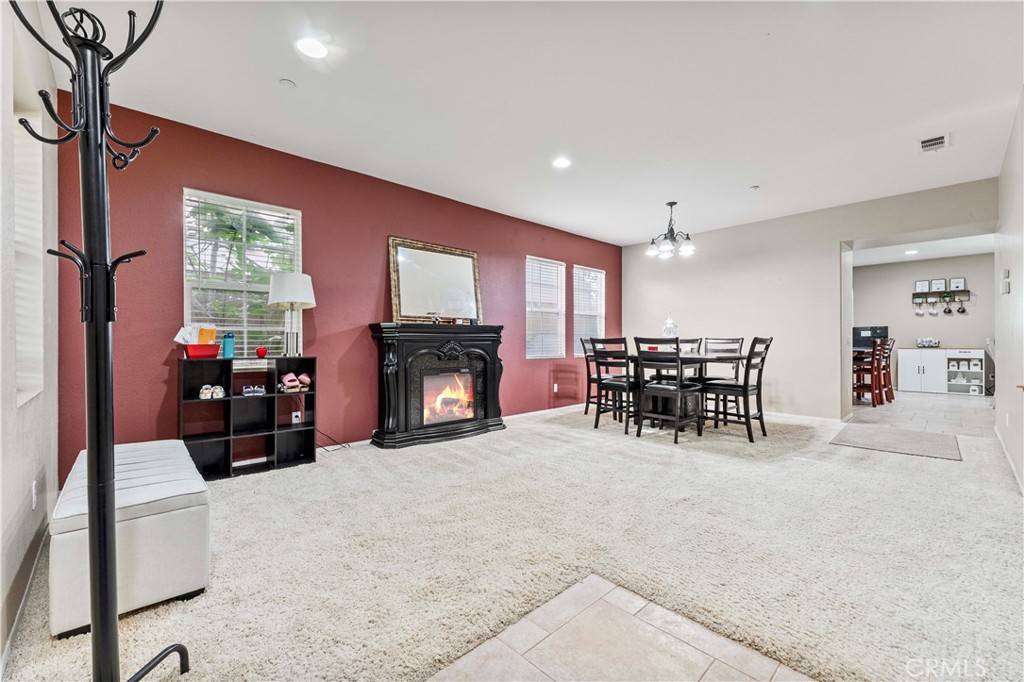 Fontana, CA 92336,15601 N Peak LN
