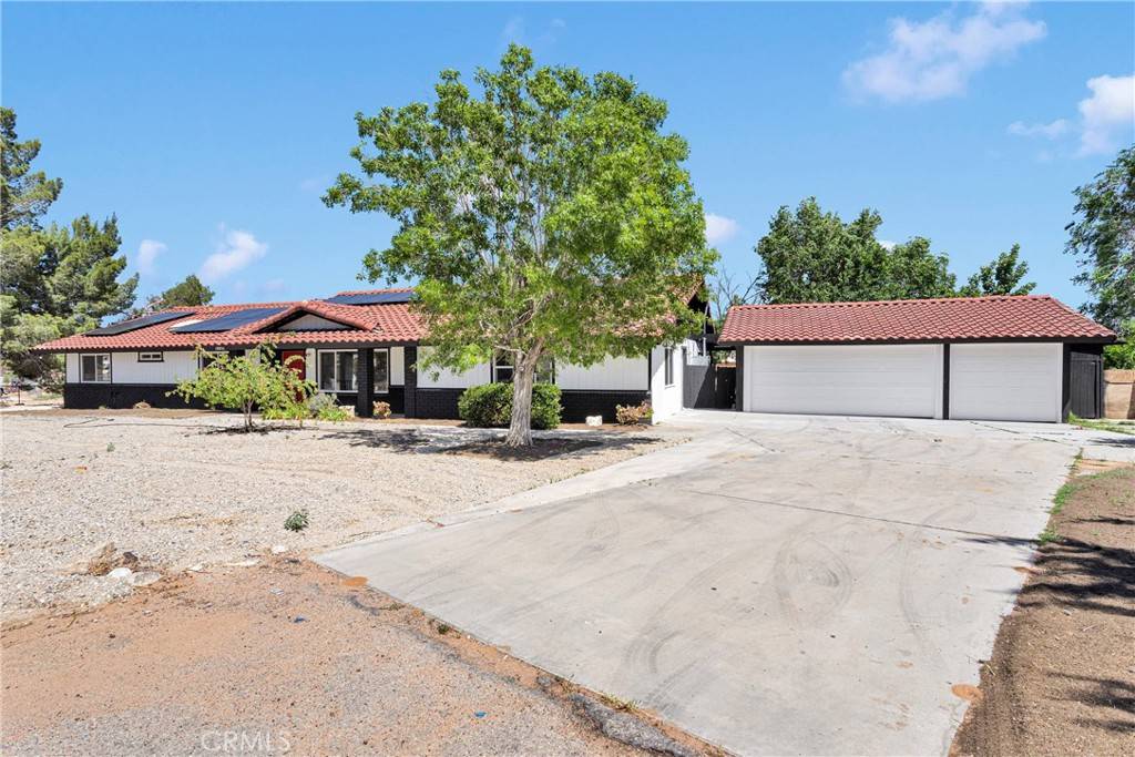 Apple Valley, CA 92307,14855 Flathead RD