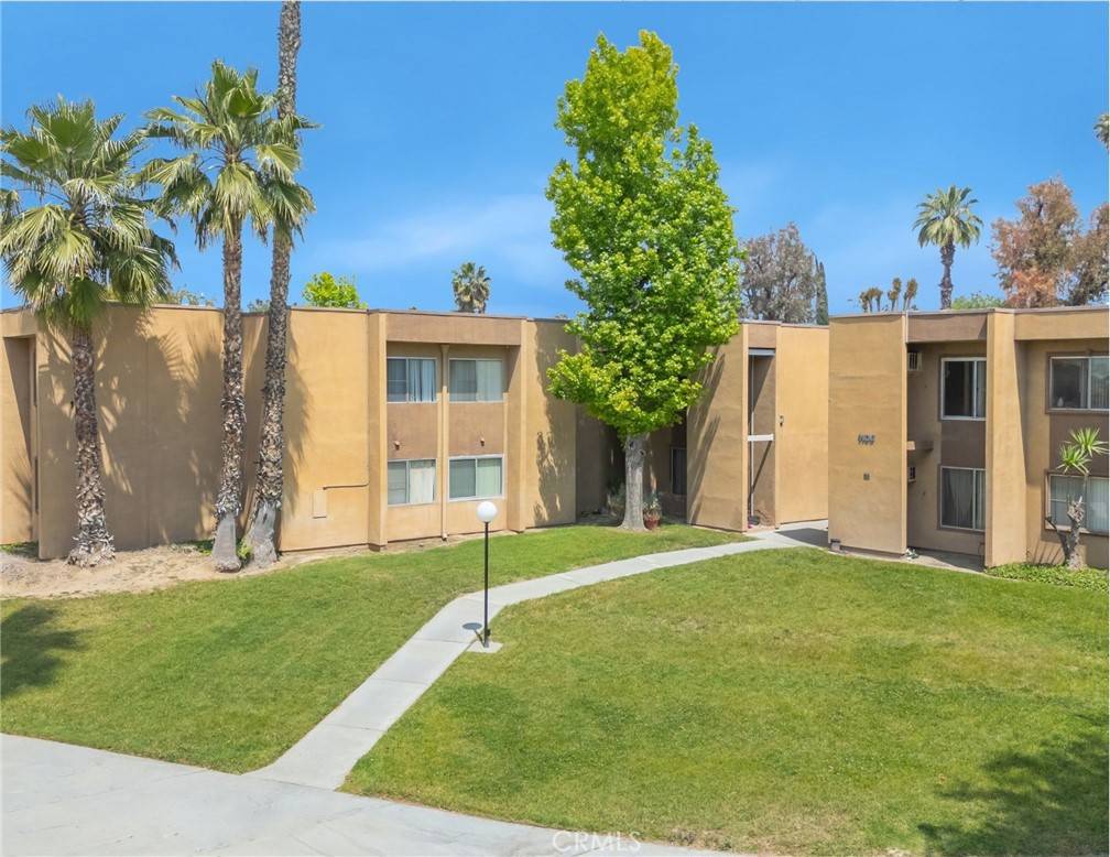 Riverside, CA 92501,1066 N Orange ST