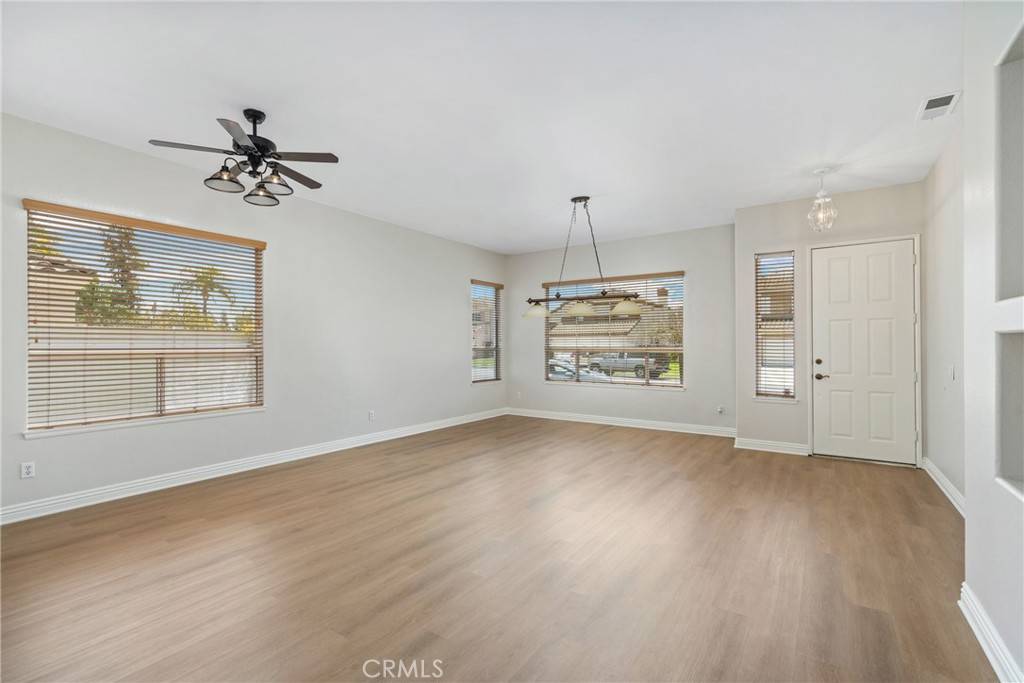 Corona, CA 92879,1931 Madera CIR