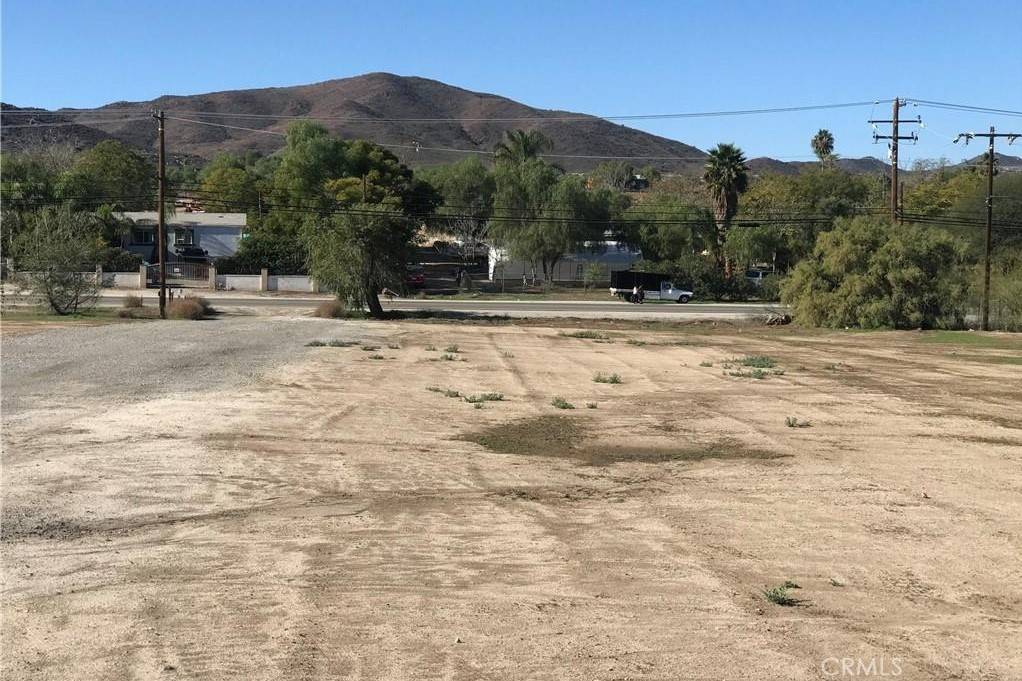 Perris, CA 92570,0 Old Elsinore RD