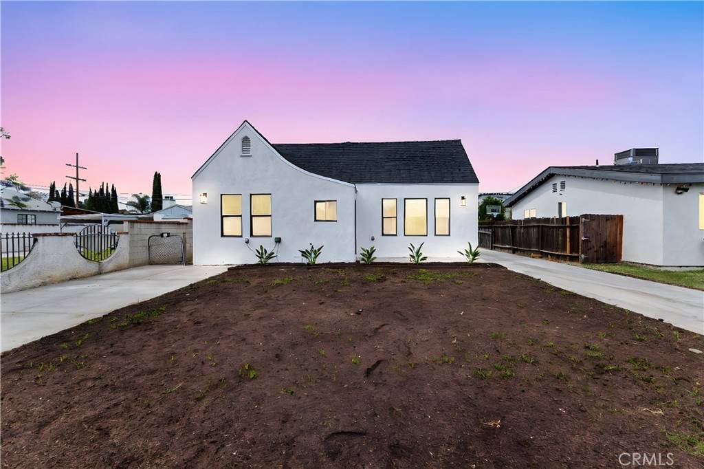 Mission Hills (san Fernando), CA 91345,15447 Romar ST
