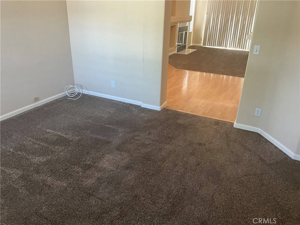 Fontana, CA 92336,5562 Horseshoe WAY