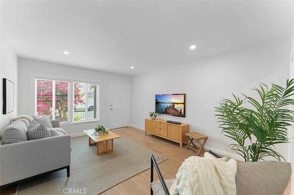 Gardena, CA 90249,15216 Daphne AVE