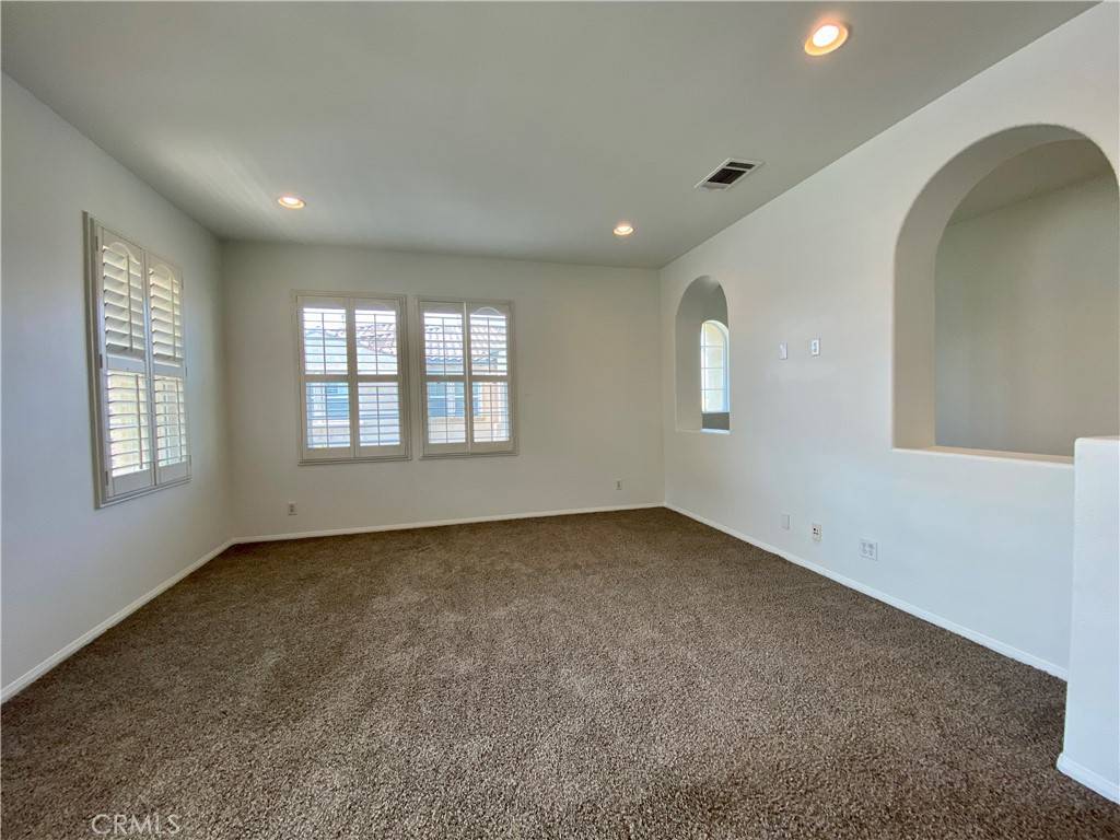 Ontario, CA 91761,2750 Oak Hill DR #19