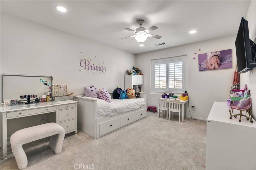 Fontana, CA 92336,15040 Capstone ST
