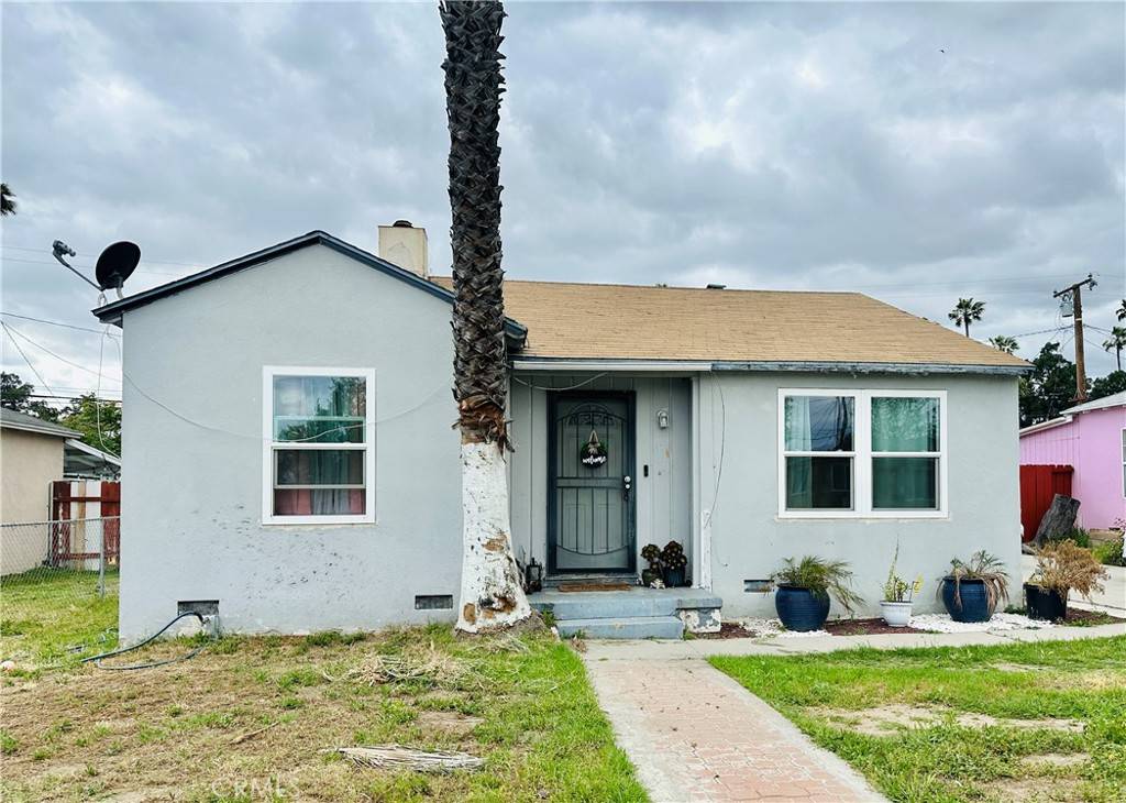 Fontana, CA 92335,8580 Mango AVE