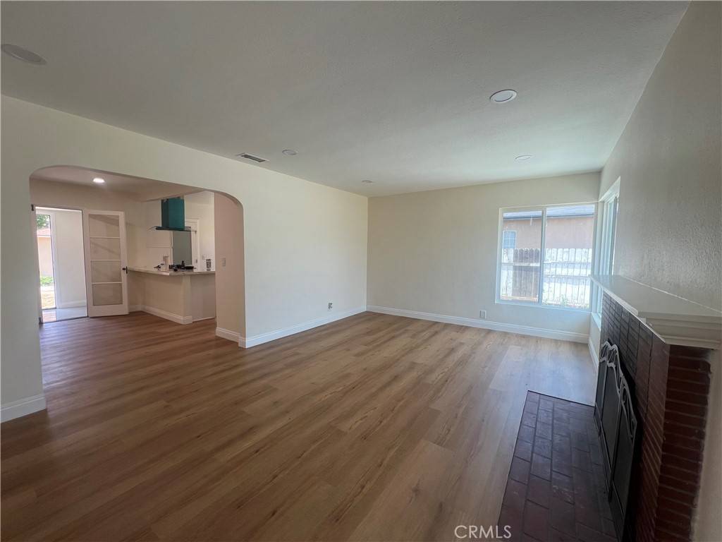 Pomona, CA 91767,2411 Kimball AVE